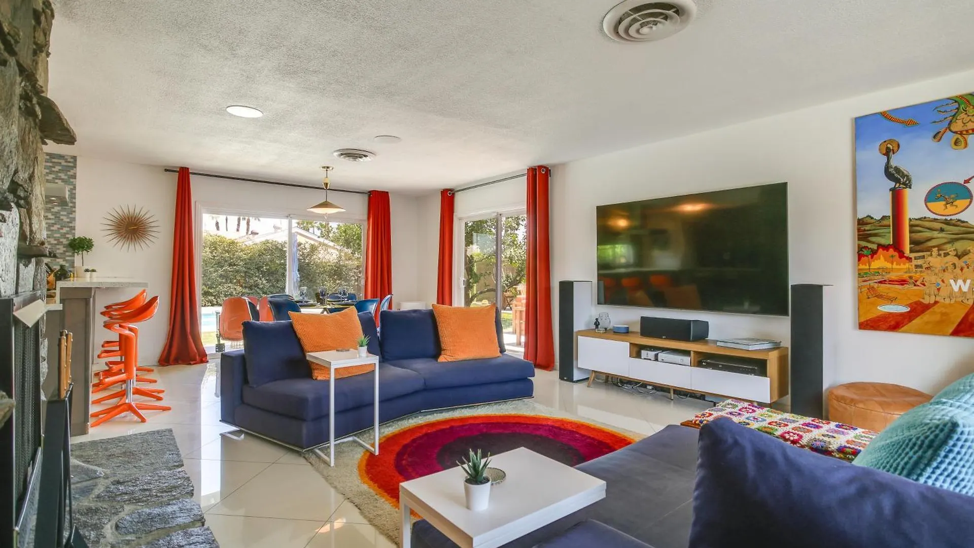 Funky Palm Springs Paradise Near Golf Courses