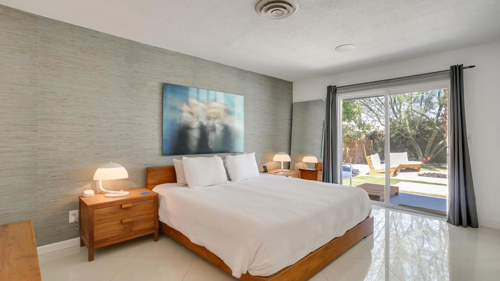 Funky Palm Springs Paradise Near Golf Courses Semesterbostad